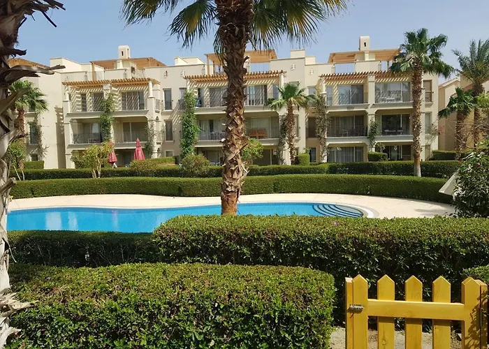 شقه غرفتين وصاله بالحديقه في فراندا سهل حشيش Apartment Hurghada